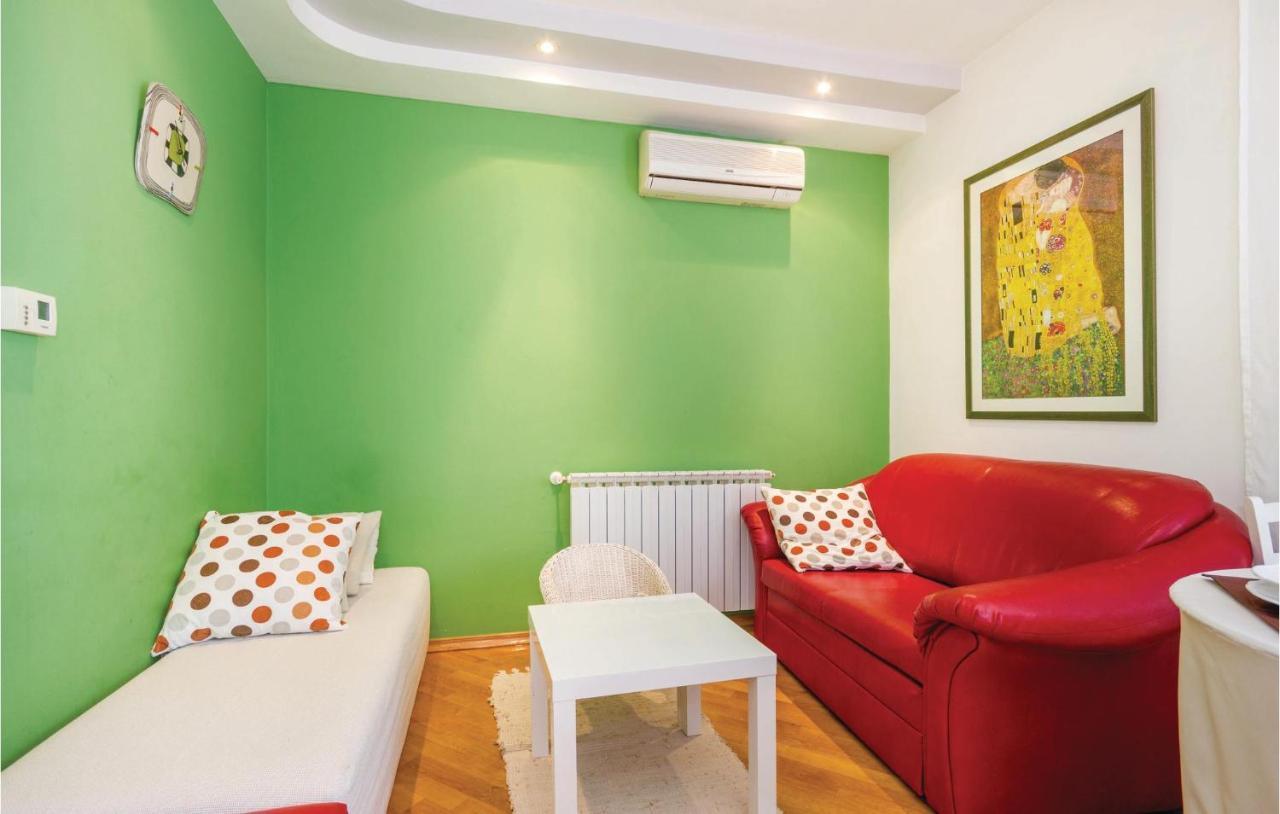 1 Bedroom Amazing Apartment In Рийека Екстериор снимка
