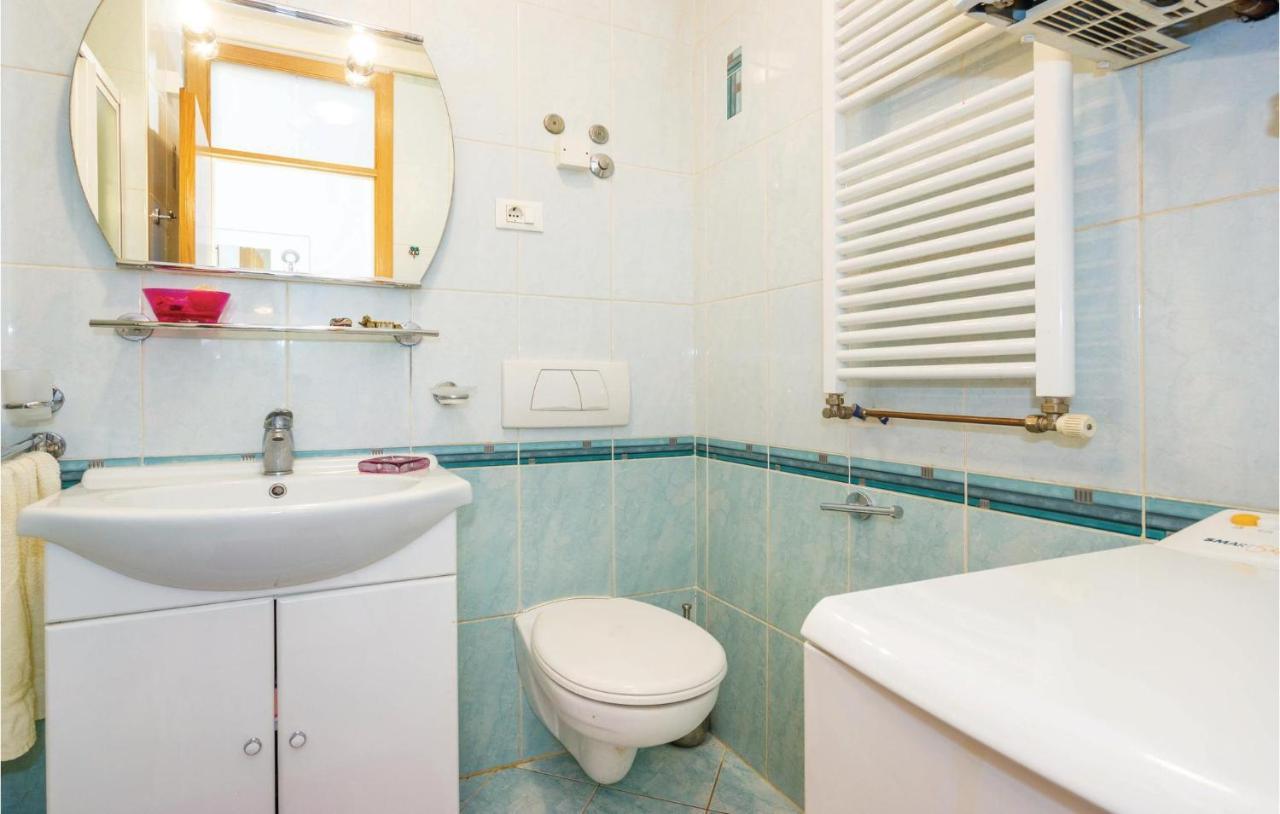 1 Bedroom Amazing Apartment In Рийека Екстериор снимка